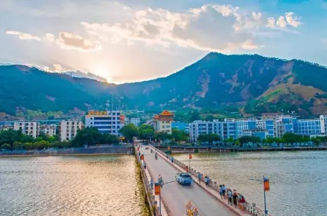 四川适合避暑的旅游胜地,四川空气质量最好的旅游地方