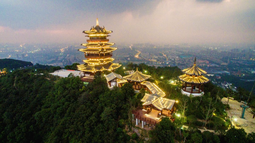 望宸阁灯光,望宸阁赏月亮