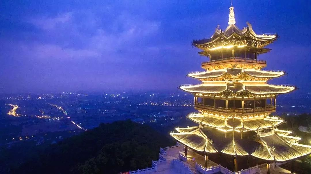 望宸阁灯光,望宸阁赏月亮