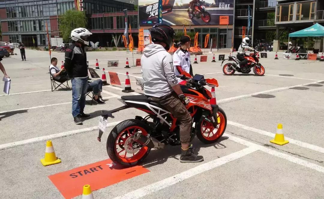 新款ktm390duke名牌,2020款ktm390duke评测