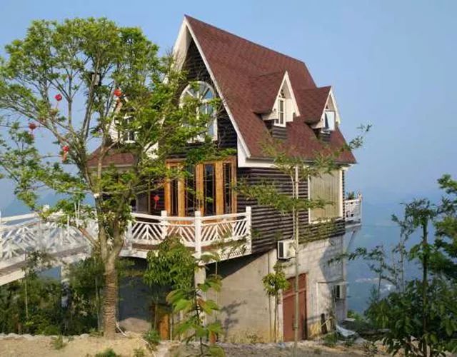 长阳是一个山清水秀的好地方,长阳很美的城