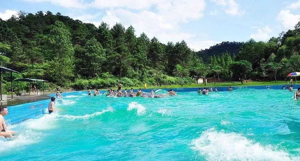 热浪湾沙滩海滨泳场,世界人气最旺海滩泳场