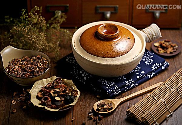 黄斑病变是什么？该如何治疗？