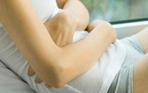 盆腔炎小便疼痛是怎么回事,月经后盆腔炎严重怎么回事