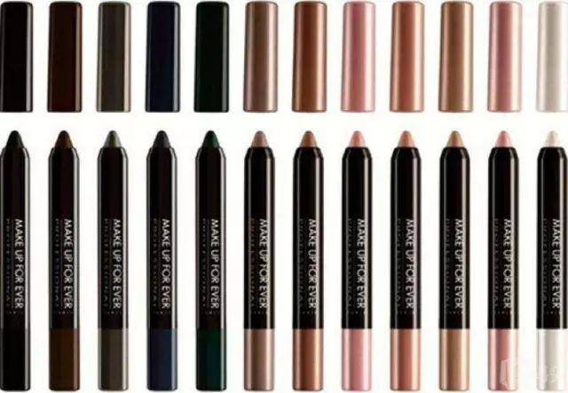 夏季补水保湿好用的化妆品 (夏季游泳防水化妆品推荐)