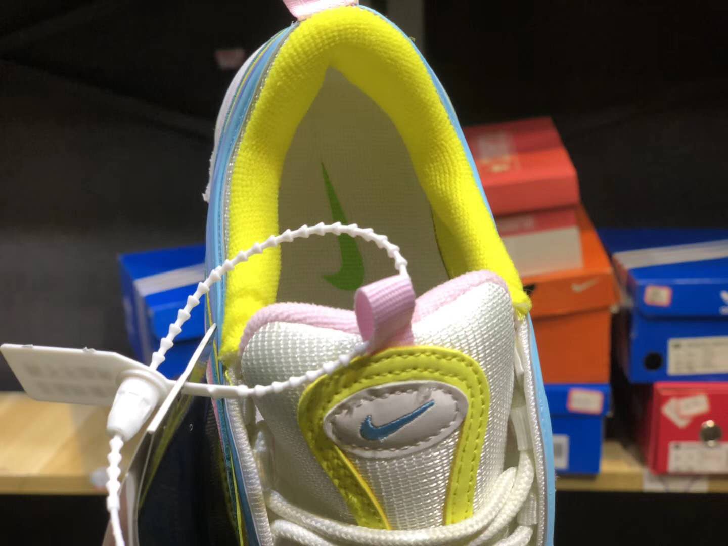 nikeairmax97璺戦瀷娴嬭瘎 (nike airmax 97 鏄笓涓氳窇闉嬪悧)