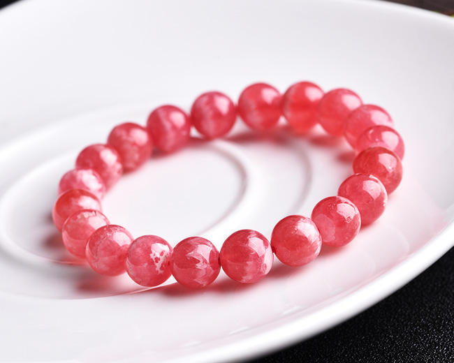 红纹石很容易磨损吗,红纹石怎么用