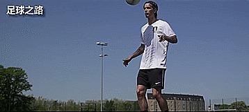 足球起球花式技巧,5种简单的花式足球动作