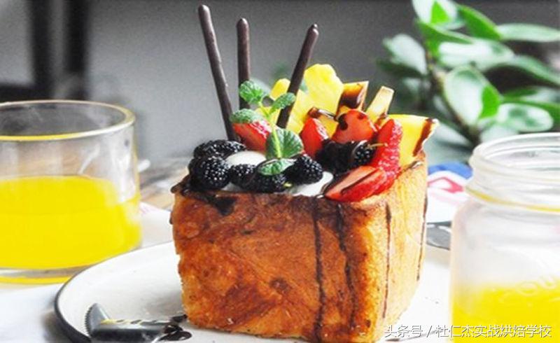 蜂蜜厚多士美食教程,厚多士加蜂蜜的做法