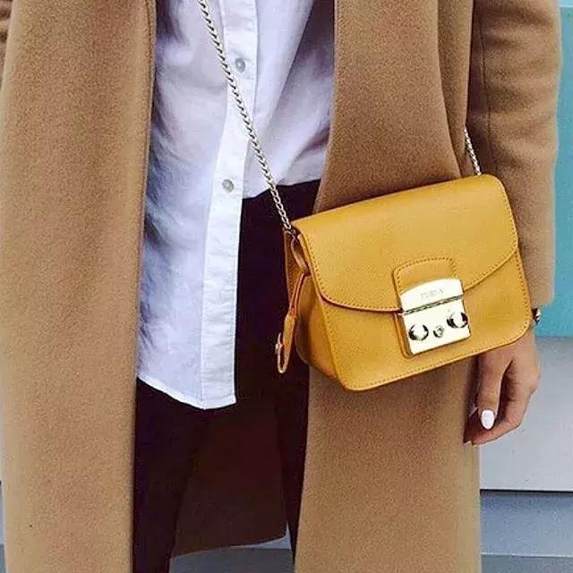 furla镂空限量款,furla2023年款