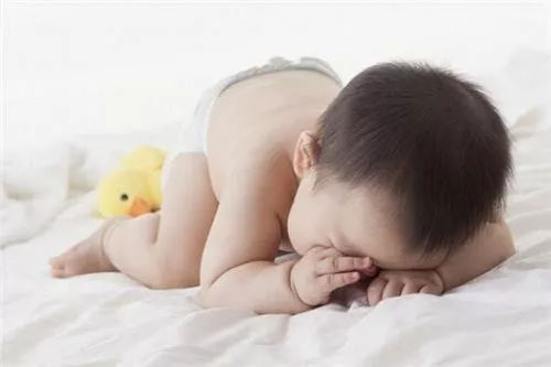 宝宝智力发育测评表,宝宝智力发育第一课堂