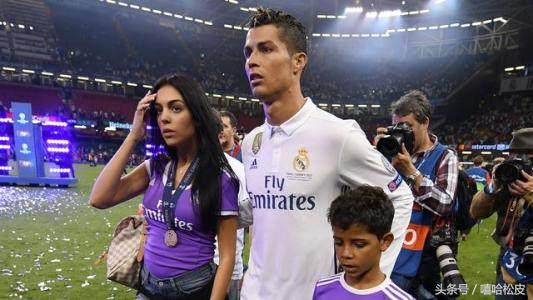 c罗力压梅西夺世界第一,c罗再次超越梅西