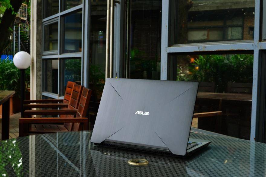 华硕飞行堡垒第四代fx63vm,华硕飞行堡垒笔记本1050ti