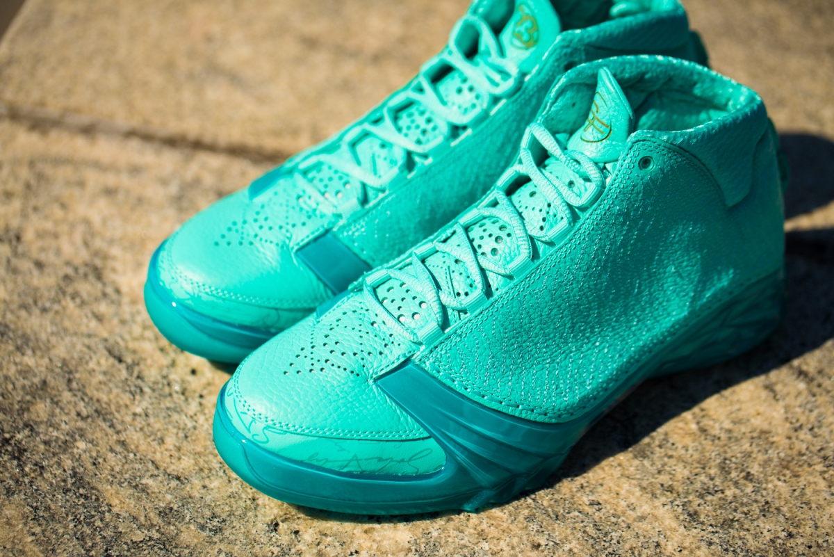 鞋比自己的命都重要，一双球鞋对于黑人意味着什么，吵架可别扔鞋