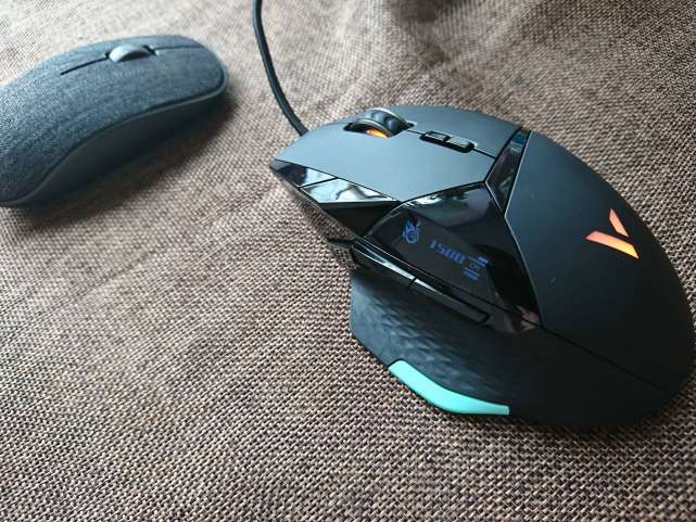 电竞黑科技怎么用,雷柏VT900电竞鼠标