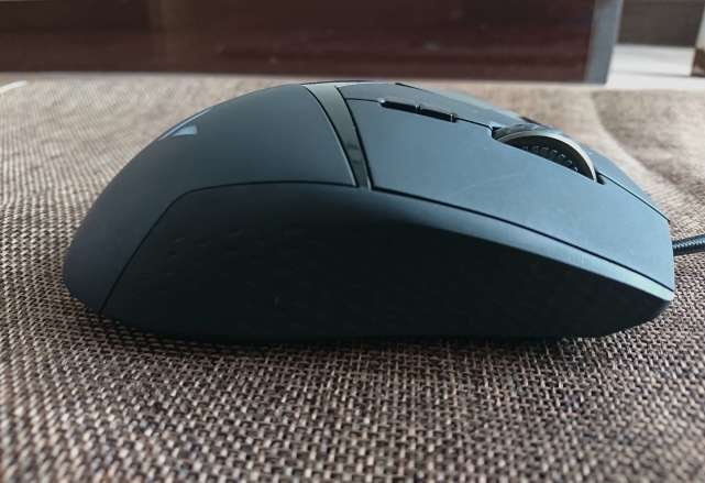 电竞黑科技怎么用,雷柏VT900电竞鼠标