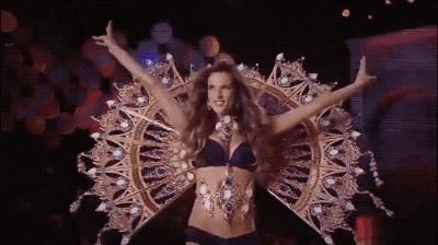 姚晨唐嫣李晨,糖糖和姚晨视频