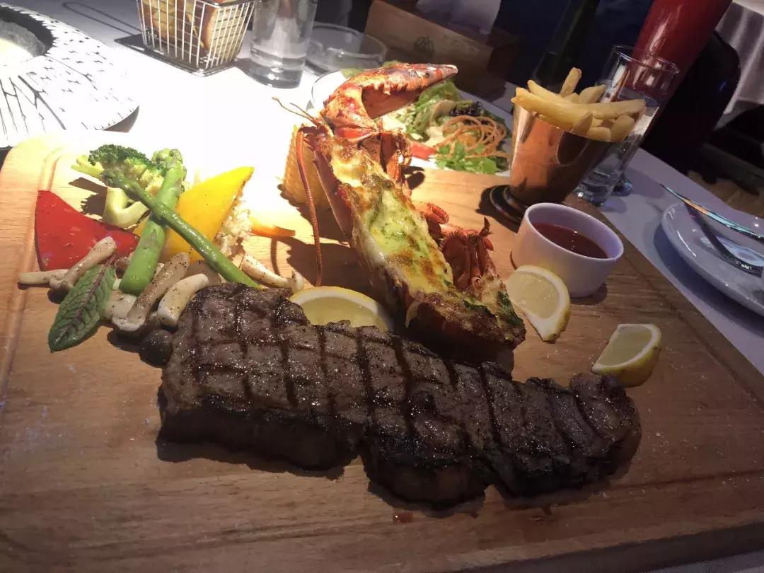 洛阳这些气质爆棚的甜蜜据点,每家都是一颗捂不住的春心!