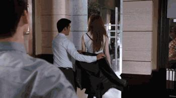 这部美剧将“重度网络依赖患者“黑惨!还散发着恋爱的酸臭味!