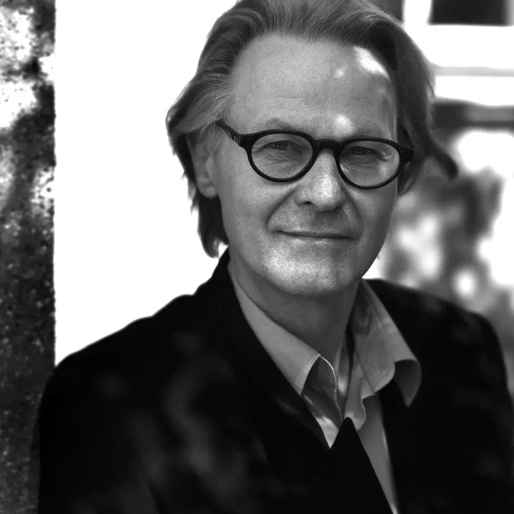 300块钱的灯和两千块钱有啥区别,300块钱的灯