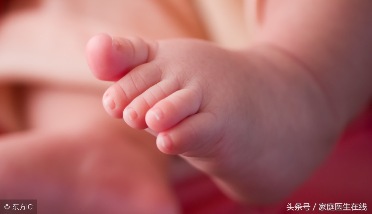 宝宝光脚有哪些好处,让宝宝光脚好处竟然这么多