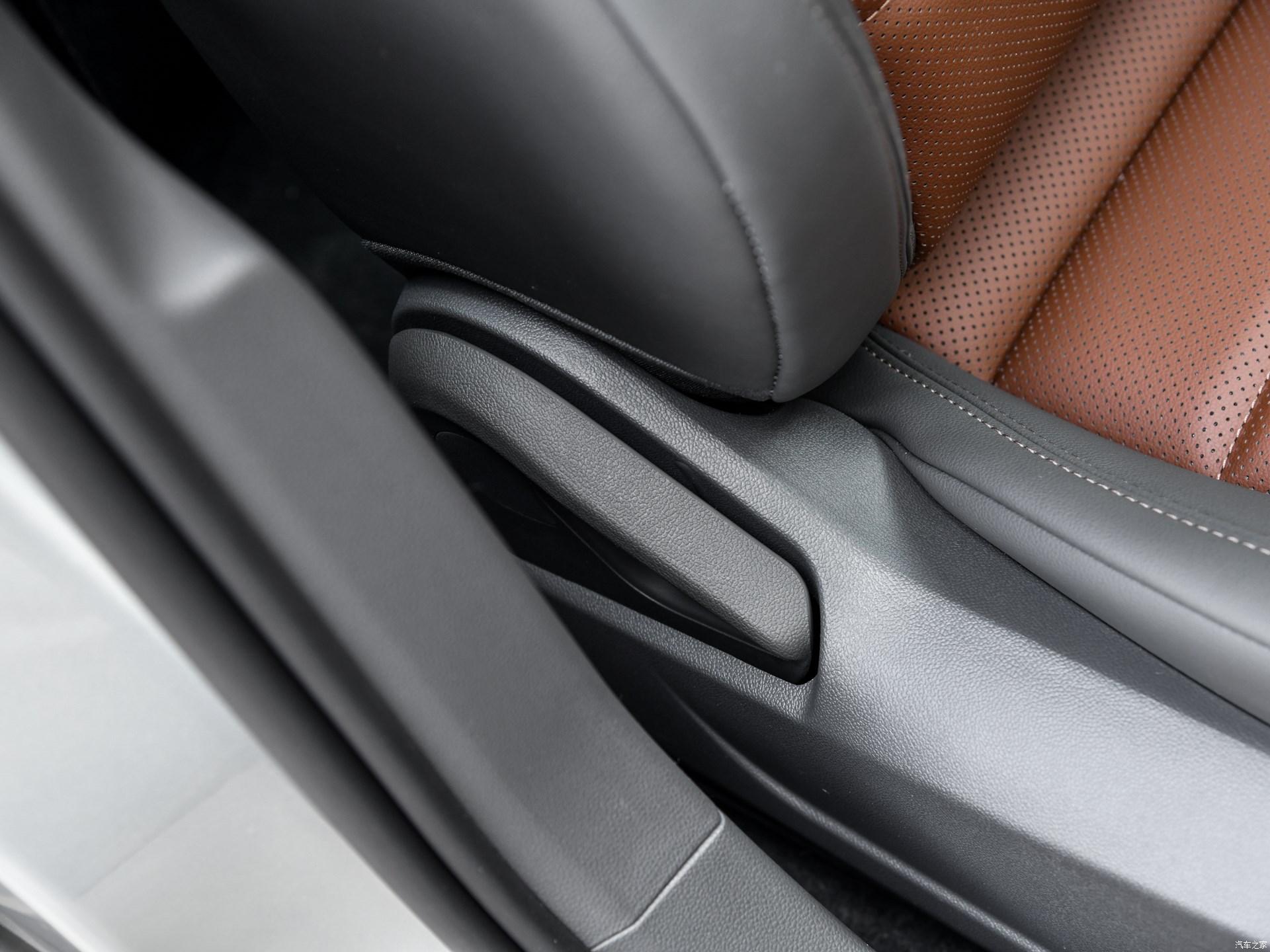 老款朗逸车主体验朗逸Plus：和奥迪A3同平台你也不值16万+