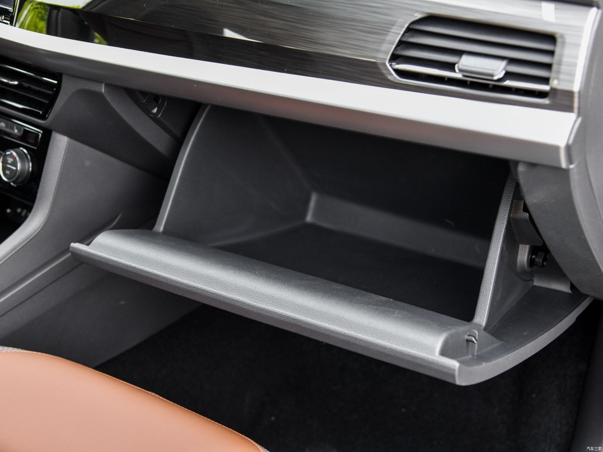 老款朗逸车主体验朗逸Plus：和奥迪A3同平台你也不值16万+