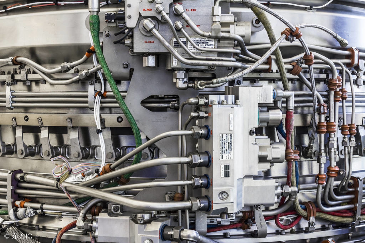 冲压模具控制回弹,冲压模具设计与自动生产