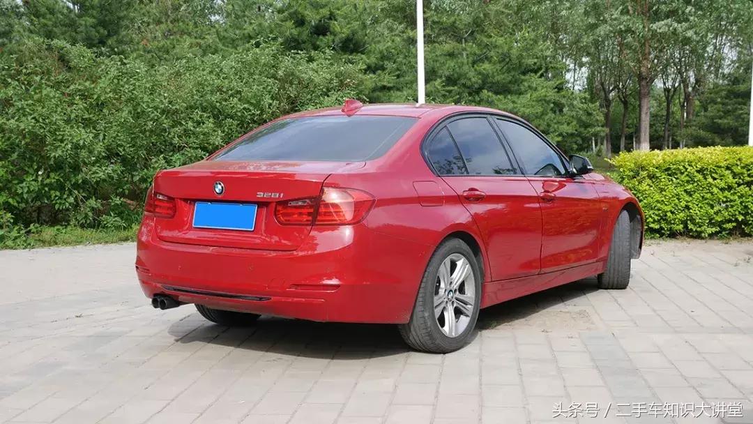 宝马118i拖拉机一样的声音,宝马直列4缸发动机声音