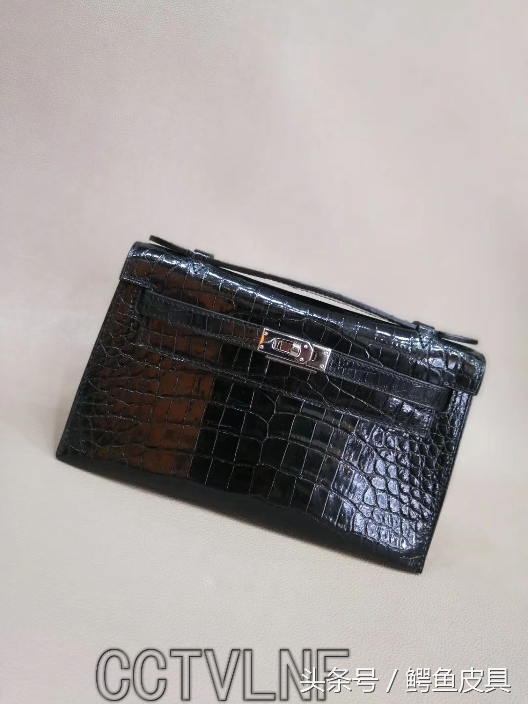 香奈儿是高奢还是顶奢啊,香奈儿也掩盖不住你的俗气