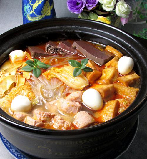 西安唯典早餐培训学校,西安唯典小吃培训土豆夹馍