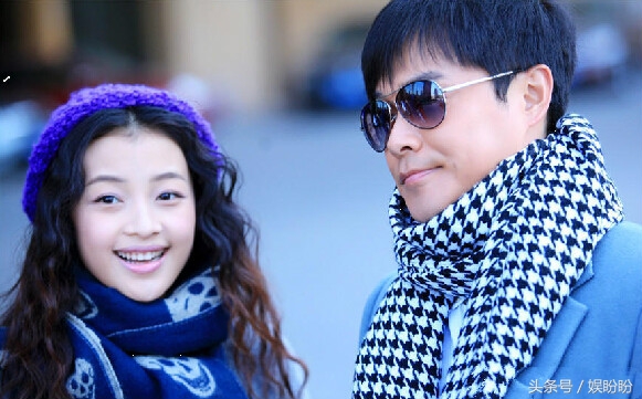 两人同演《大猫儿追爱记》,一人嫁入明星世家,她却冲进了好莱坞