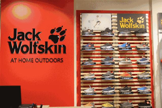 灭霸一响指杀了几个英雄,灭霸一个响指带走了谁一家