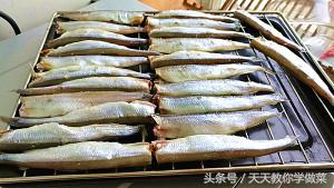 炭烤多春鱼教程,烤多春鱼成品