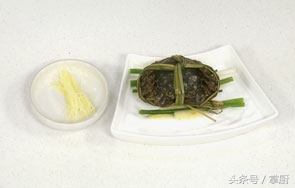 手把手教你清蒸大闸蟹的正确做法,清蒸大闸蟹的做法全过程