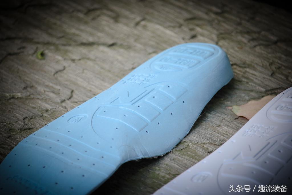 nb990v3带v3标和不带的区别,nb990和990v4有什么区别