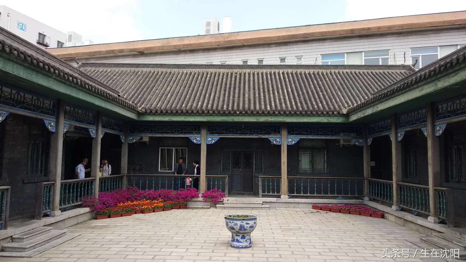 东北一句老话叫杂乱无章,扬长而去,奉军的人物——吴大舌头公馆