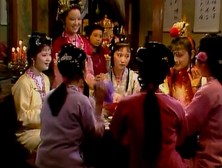 薛宝钗王熙凤斗法视频,红楼梦中薛宝钗与王熙凤的简介