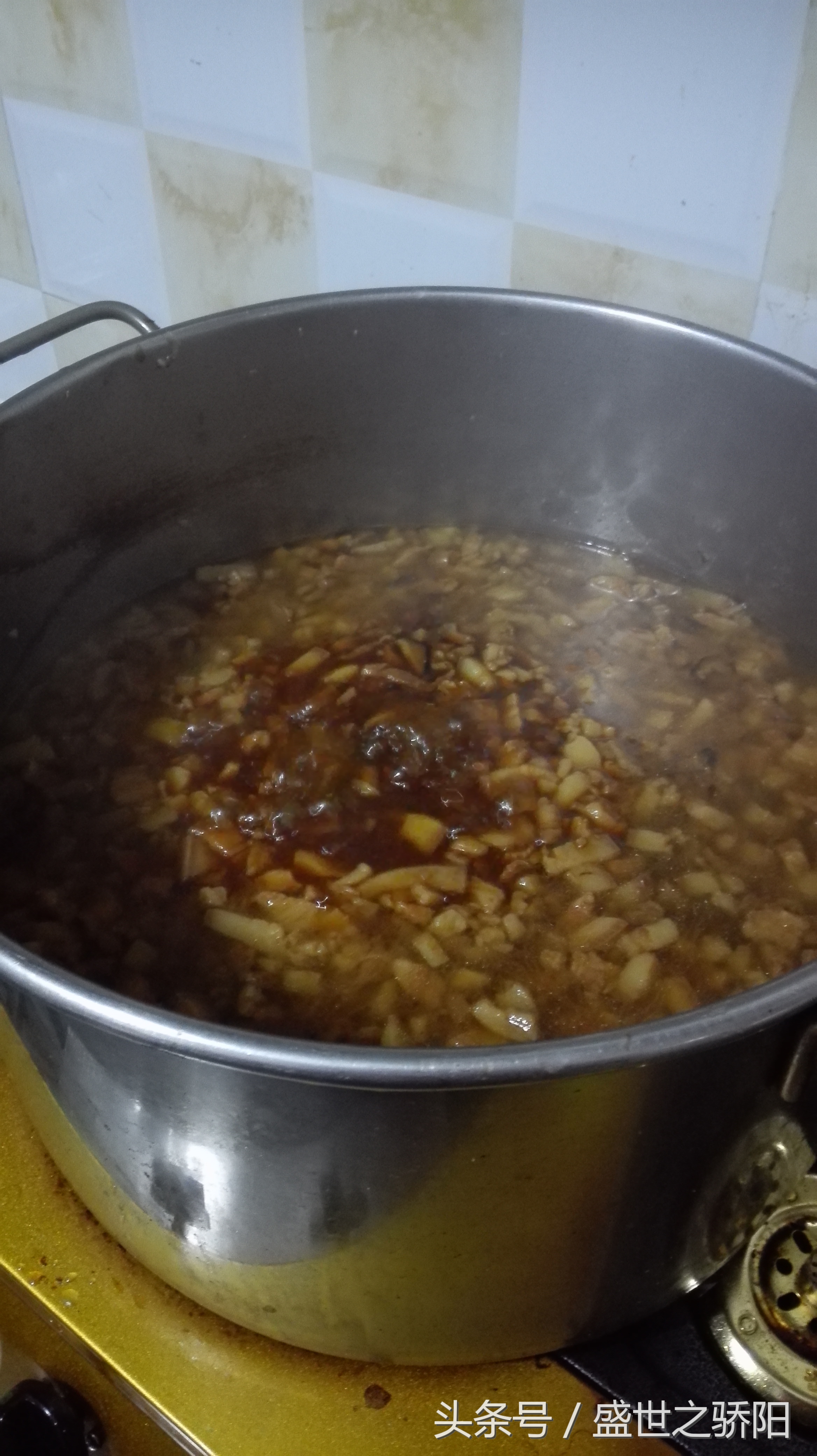 正宗台湾卤肉饭，操作起来很简单！这是详细做法，干货收好不谢！