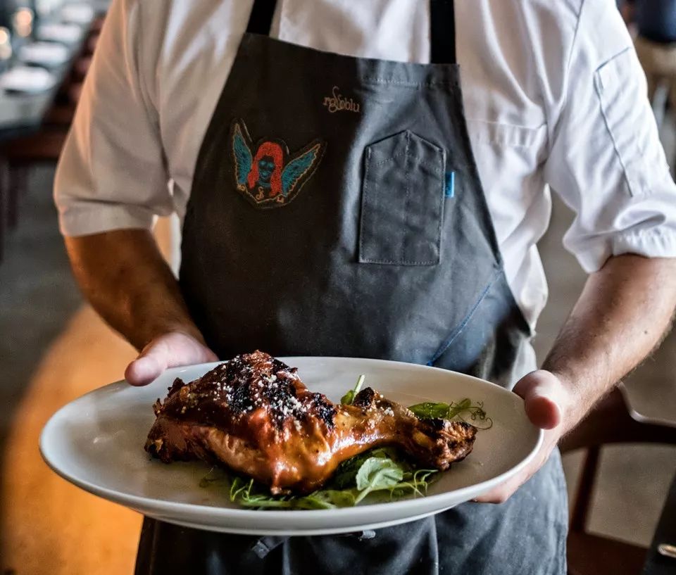 他用40道妈妈的私房菜,征服全球亿万富豪!