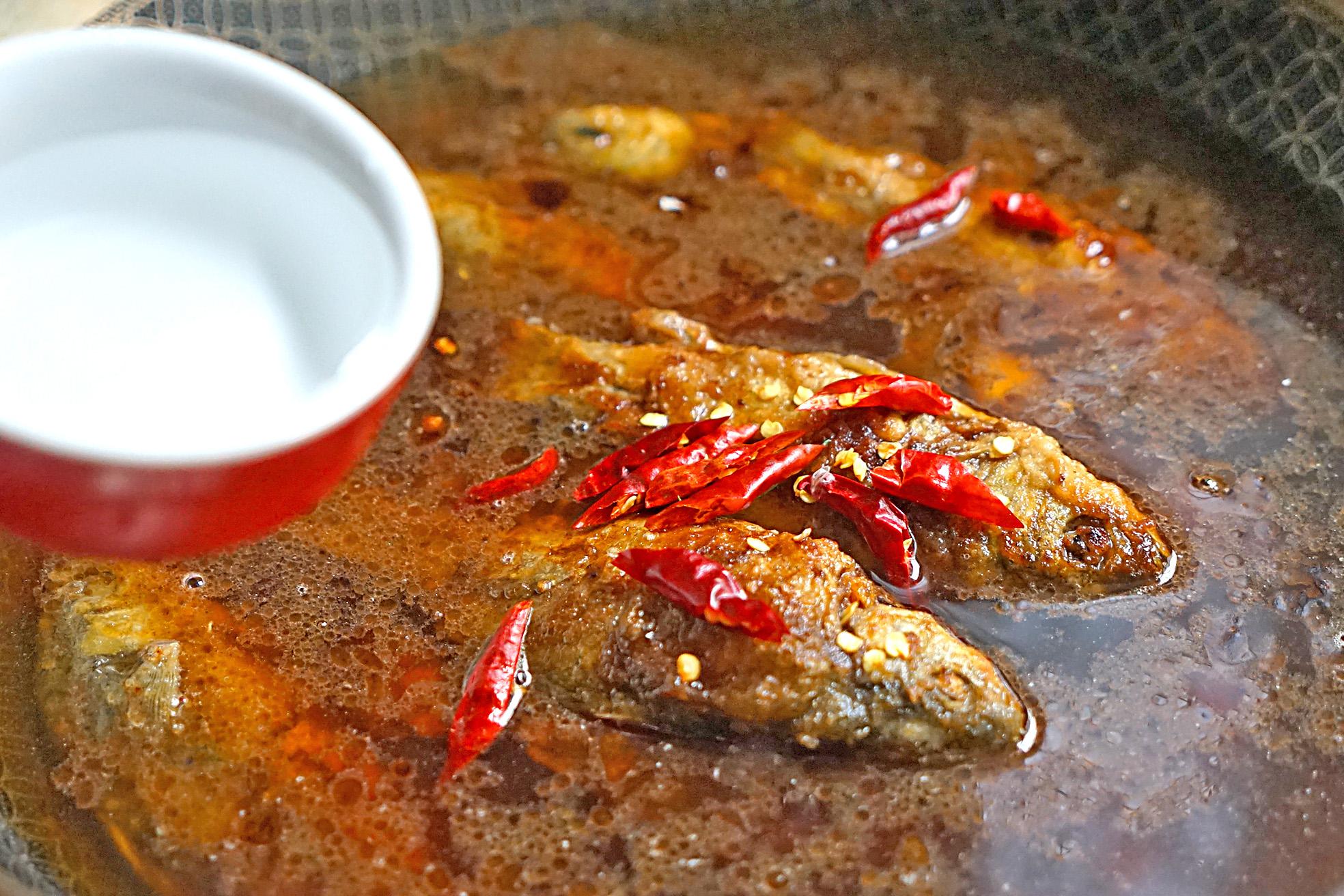 饺子皮馄饨皮都是放什么和面,做馄饨皮和饺子皮用哪种面粉好