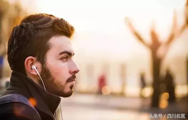 耳朵上的健康秘诀,耳朵上有个穴位按起来疼