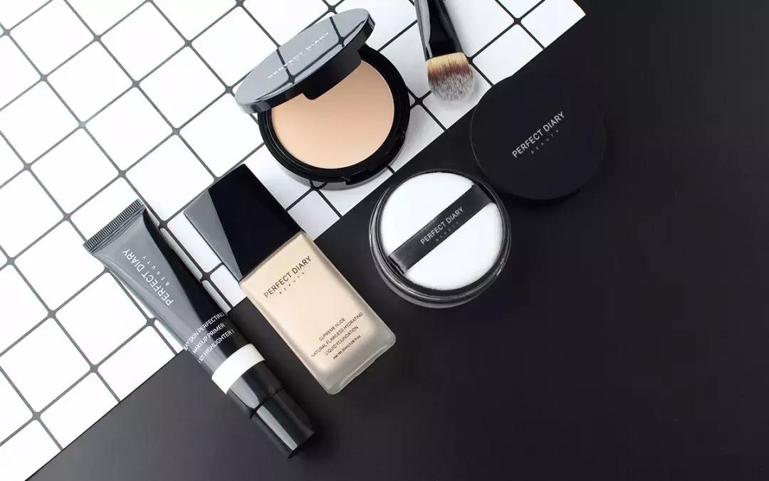 整形好看的唇,化妆唇部整形