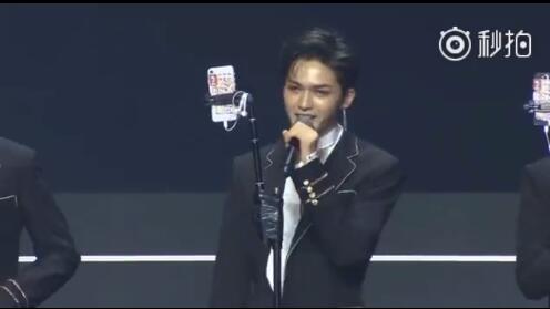 范丞丞朱正廷帅气养眼,朱正廷对范丞丞说土味情话