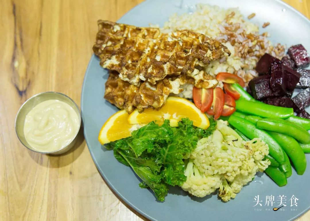 美国帅老板新开一家西式素食店,想让福州人吃到最健康的饮食