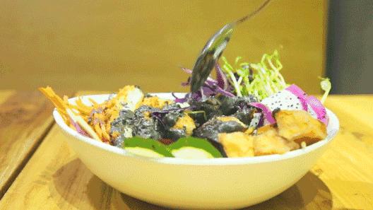 美国帅老板新开一家西式素食店,想让福州人吃到最健康的饮食