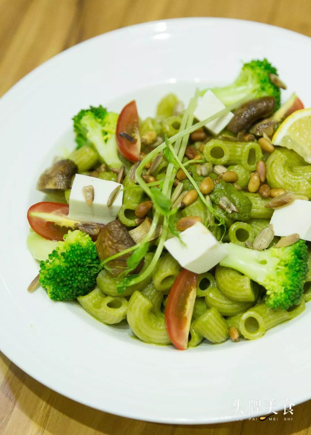 美国帅老板新开一家西式素食店,想让福州人吃到最健康的饮食