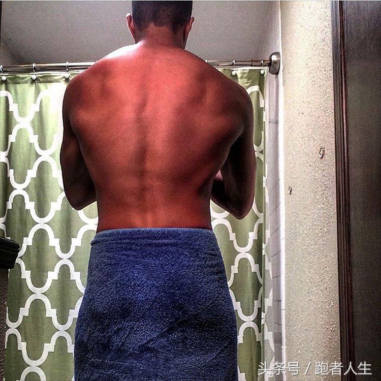 男人的臀部可以练翘么,屁股上部怎么练