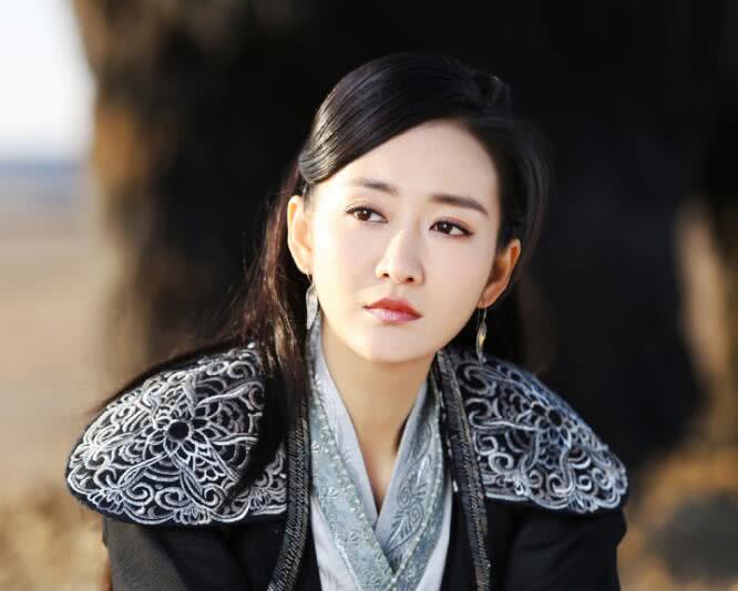 王鸥发际线最新消息,王鸥头发稀少