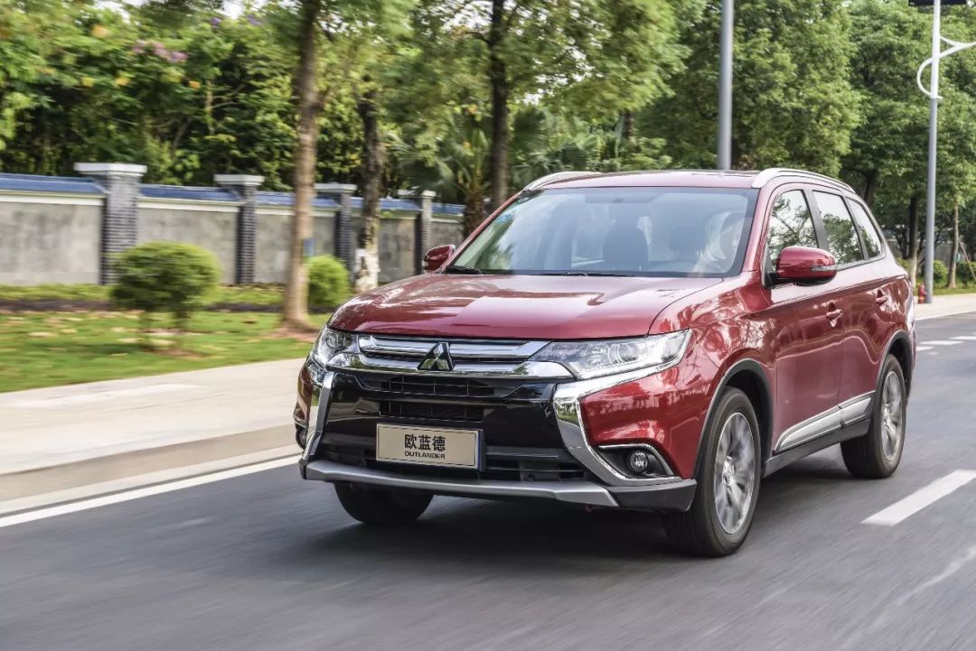 三菱欧蓝德2023款动力加速测试,欧蓝德动力界面